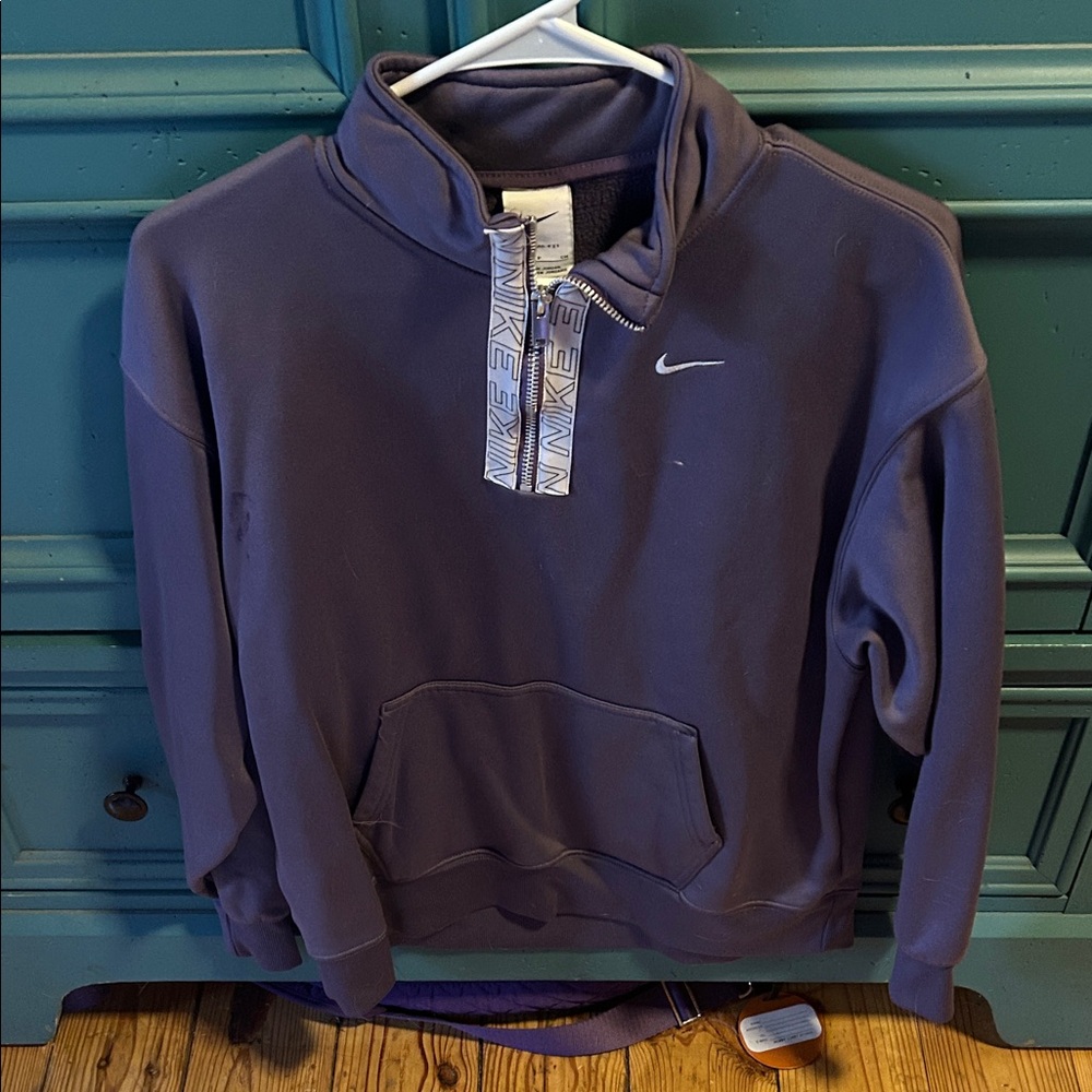 Nike woman’s Dark Purple Quarter-Zip Sweatshirt